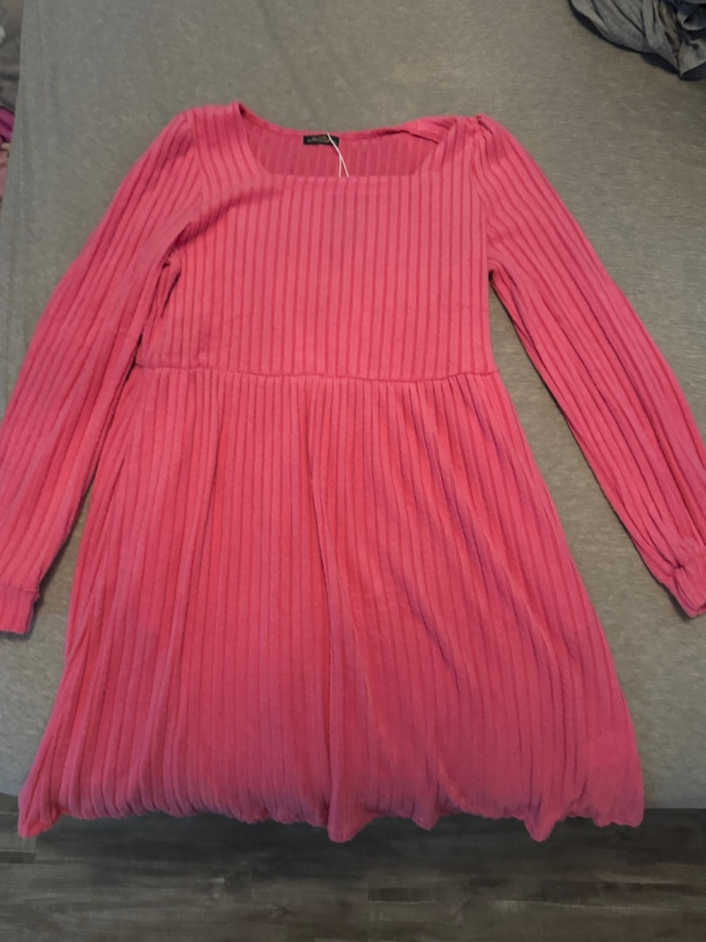 Woman’s  Ribbed Pink Long-Sleeve Dress
